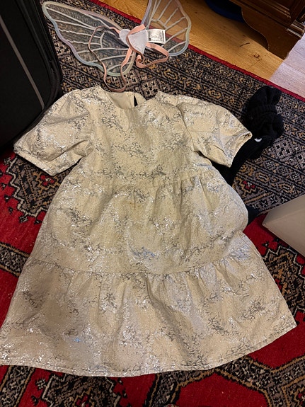 Product image 2 of 16