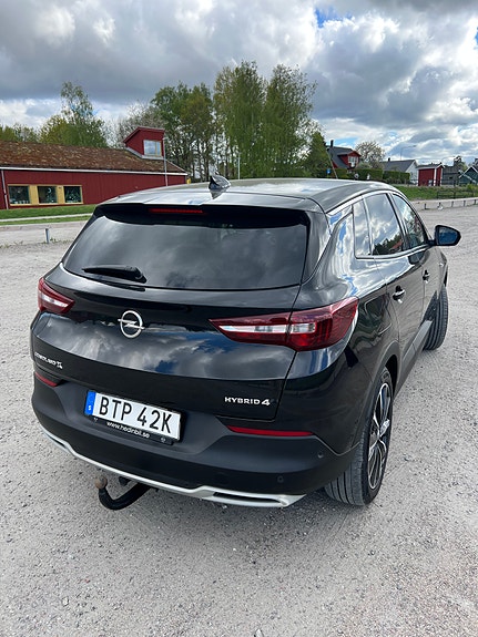 Opel Grandland X 3 of 5