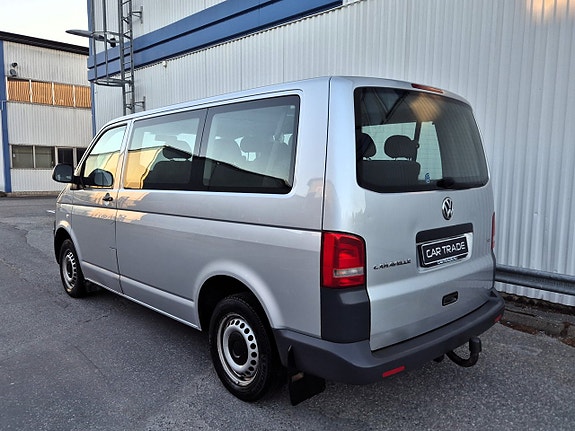 Volkswagen Caravelle 4 of 5
