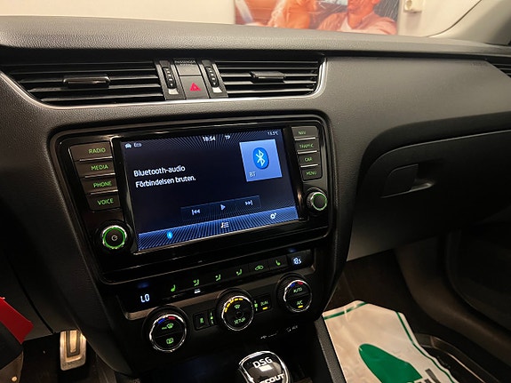 Skoda Octavia Scout 21 of 29
