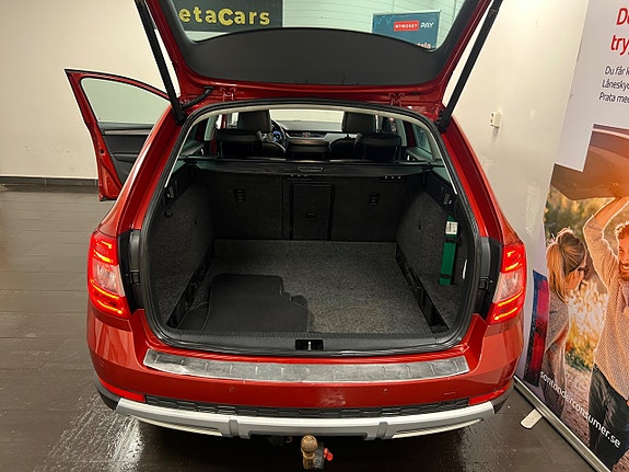 Skoda Octavia Scout 28 of 29