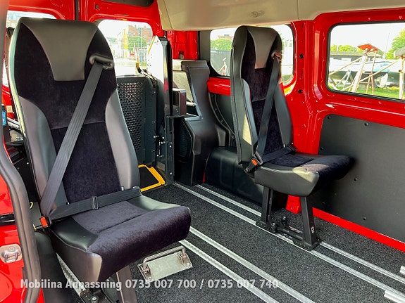Ford Transit Custom 10 of 30