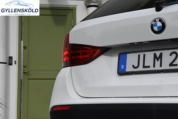 BMW X1 3 of 14