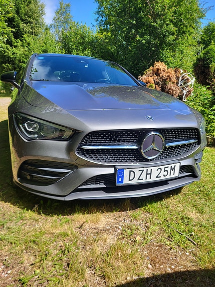 Mercedes-Benz CLA180 d 3 of 5