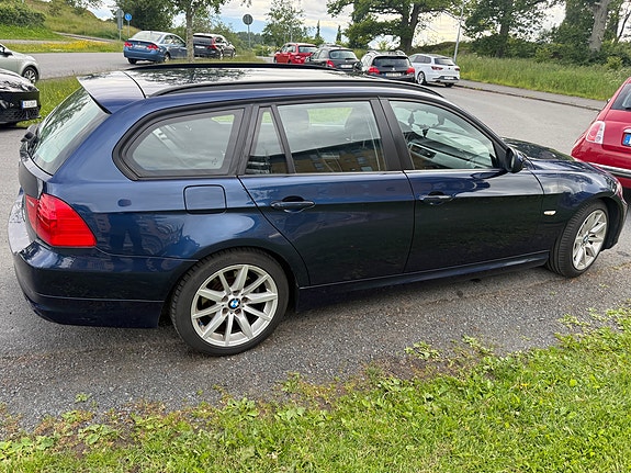 BMW 320d 5 of 5