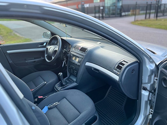 Skoda Octavia 6 of 8