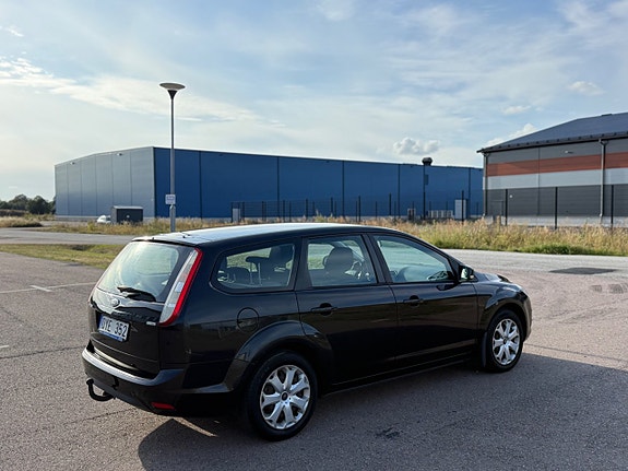 Ford Focus 4 of 11