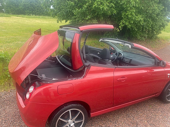 Nissan Micra C+C 3 of 5