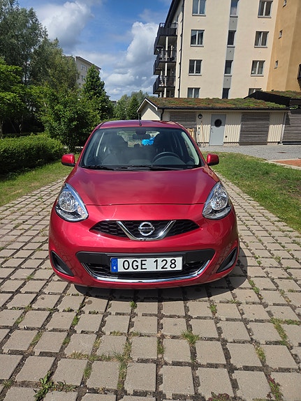 Nissan Micra 2 of 5
