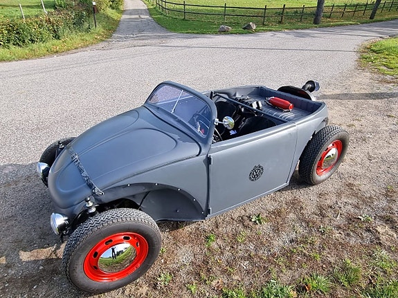Volkswagen 1500 3 of 5