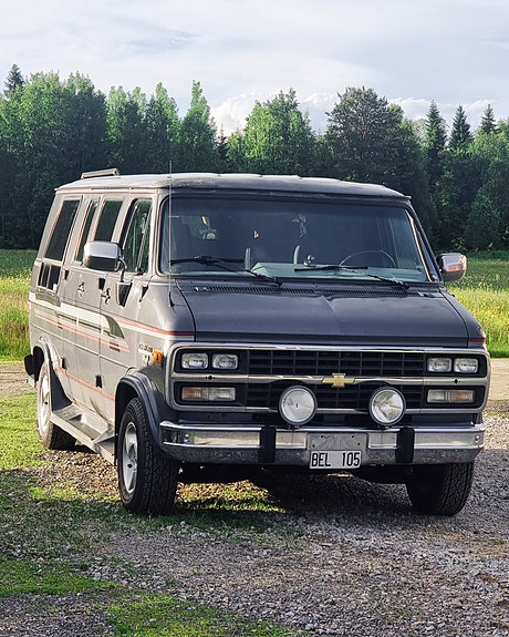 Chevrolet G20 2 of 5