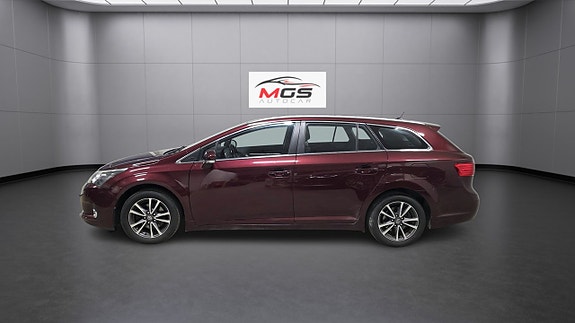 Toyota Avensis 6 of 24