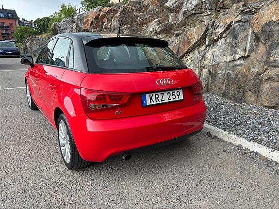 Audi A1 4 of 5