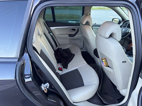 Saab 9-3 7 of 7