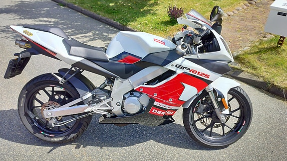 Derbi GPR 125 4 of 4