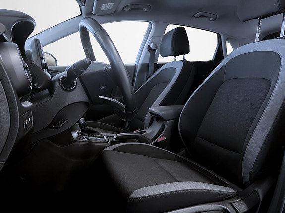 Hyundai Kona 6 of 17