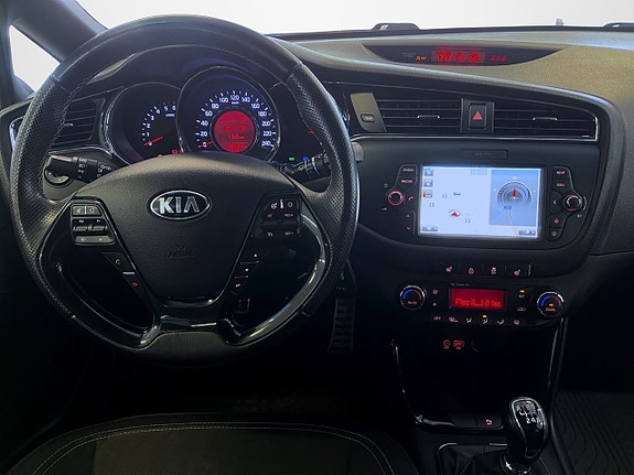 Kia Ceed 8 of 15