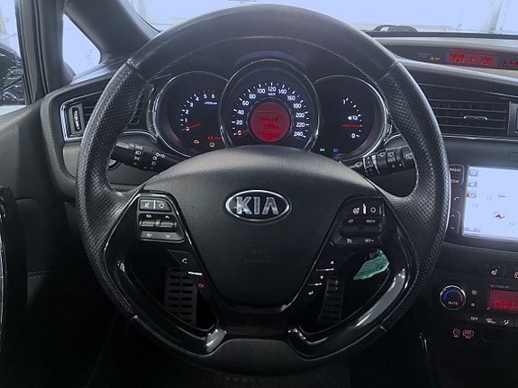 Kia Ceed 9 of 15