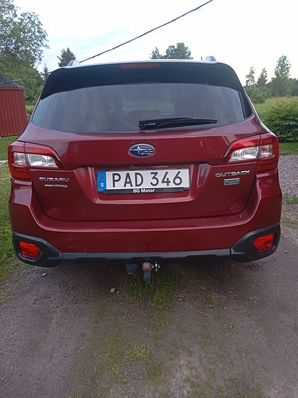 Subaru Outback 3 of 5