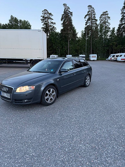 Audi A4 3 of 5