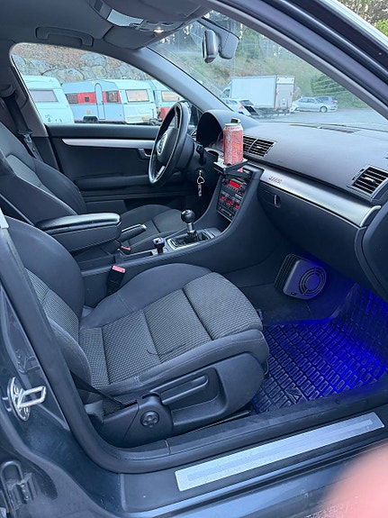 Audi A4 6 of 7