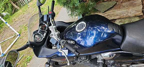 Suzuki GSF1200S Bandit 2 of 5