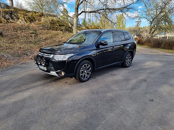 Mitsubishi Outlander 4 of 4