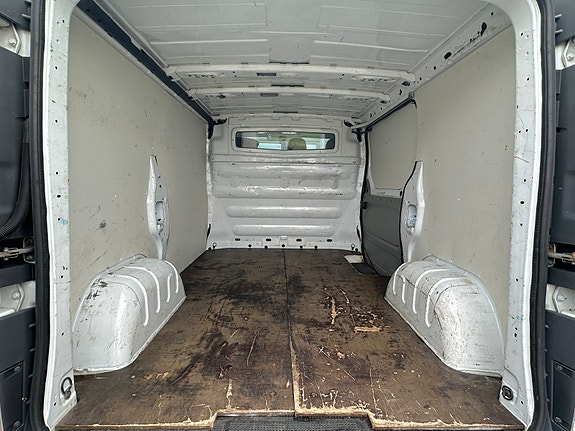 Nissan Primastar 7 of 9
