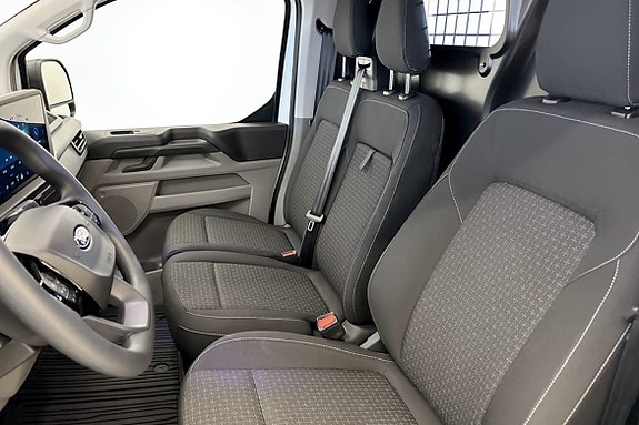 Ford Transit Custom 8 of 9