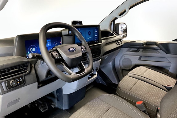 Ford Transit Custom 6 of 11
