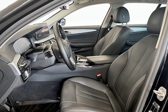 BMW 530e 5 of 5