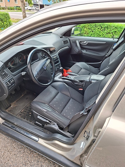 Volvo S60 5 of 5