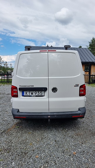 Volkswagen Transporter 4 of 5