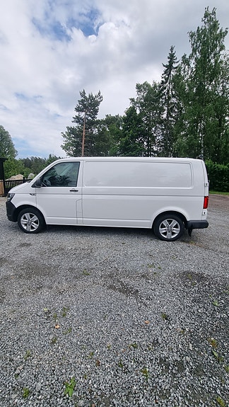 Volkswagen Transporter 2 of 5