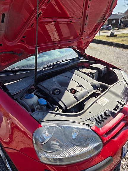 Volkswagen Golf V 10 of 18