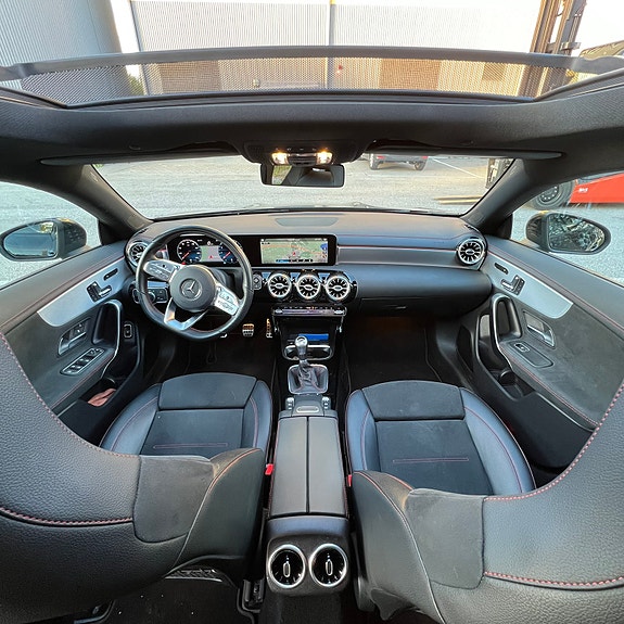 Mercedes-Benz CLA200 6 of 21