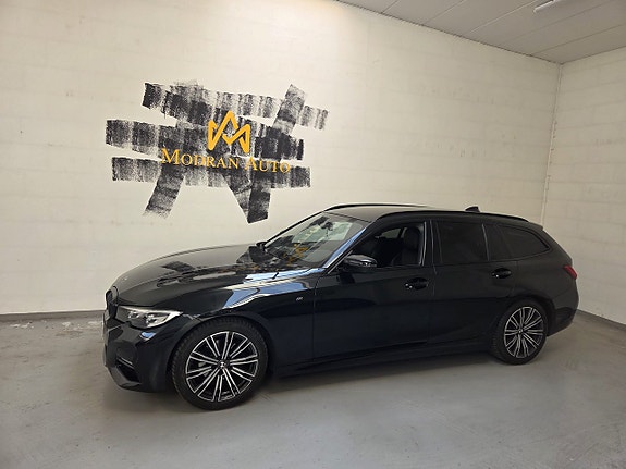 BMW 320 3 of 5