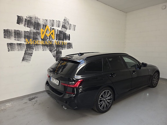 BMW 320 5 of 5