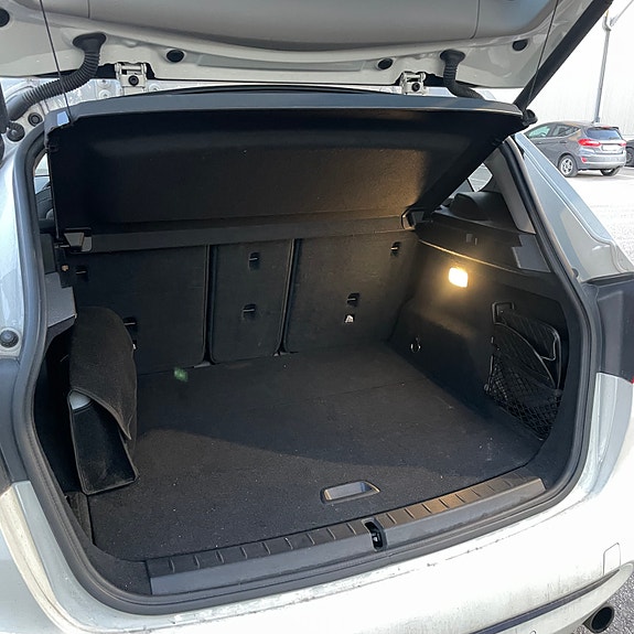 BMW 220d 9 of 14