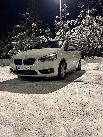 BMW 220d 13 of 14
