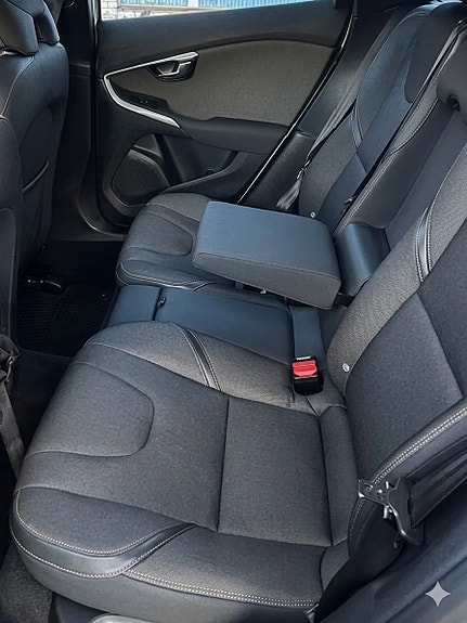 Volvo V40 Cross Country 4 of 5