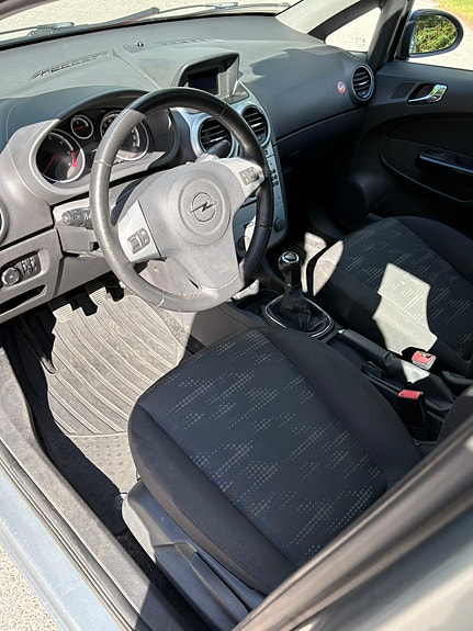 Opel Corsa 5 of 5