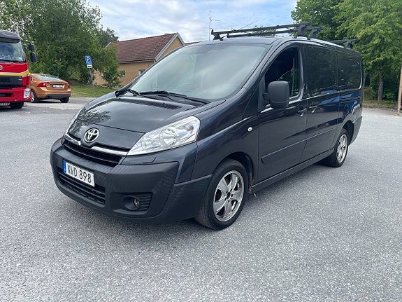 Toyota Proace 2 of 5