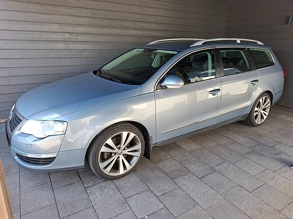 Volkswagen Passat 2 of 5