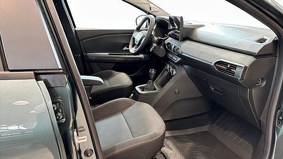 Dacia Sandero Stepway 3 of 5