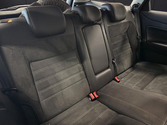 Ford Mondeo 12 of 22