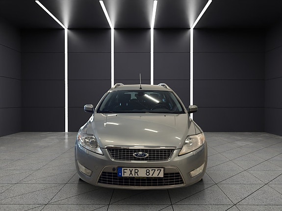 Ford Mondeo 2 of 5