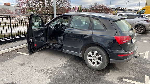 Audi Q5 2 of 5