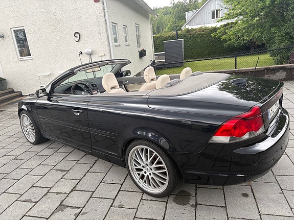 Volvo C70 9 of 9