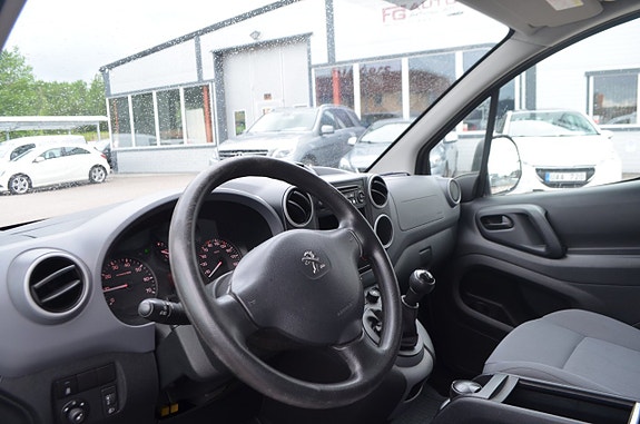 Peugeot Partner 17 of 20